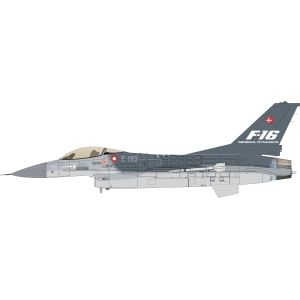 LN32-D22 RDAF F-16A E-193 in Le Bourget Airshow 1981 colors.